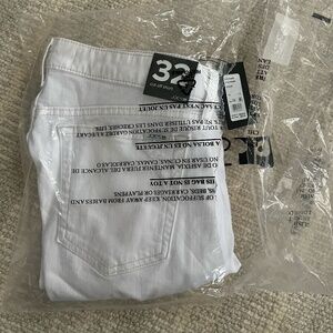 NWT, Joe's White cutoff shorts, Size 32